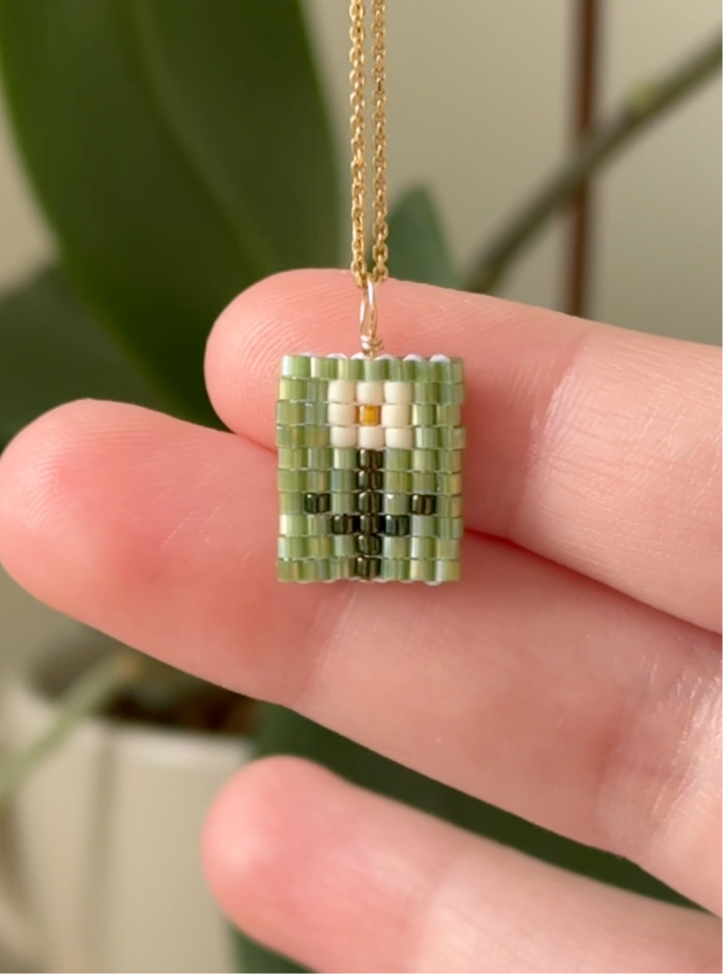Flower Charm Necklace - Cat Eye Effect