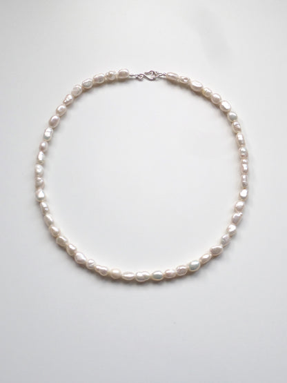 xx Organic shaped Freshwater Pearls Necklace