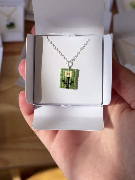 Flower Charm Necklace - Shiny Cat Eye Effect